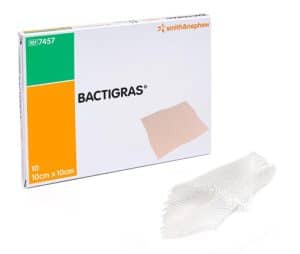 BACTIGRAS Antimicrobial Dressing | Chlorhexidine | Smith & Nephew | 66003650 | 10cm x 10cm | Box of 50